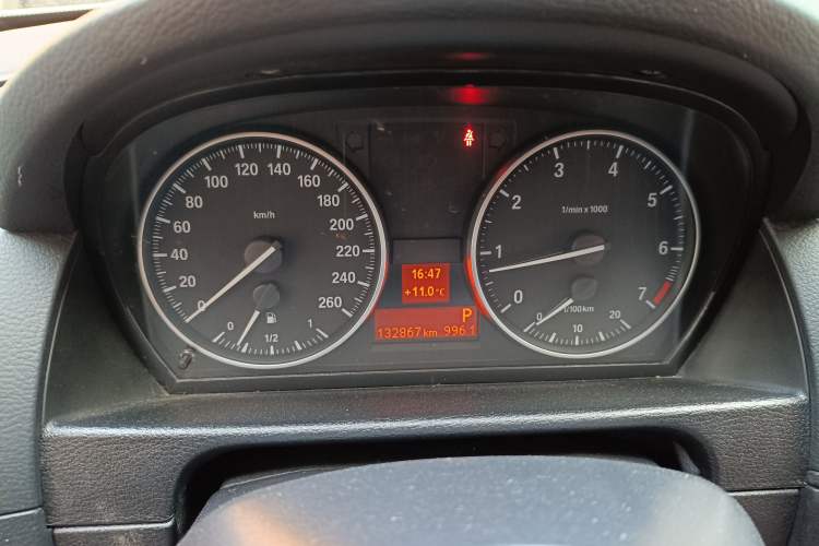 Used BMW X1 2013 sDrive18i Fashion Model Instrument Cluster