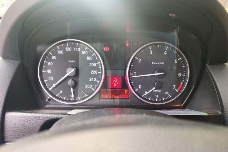 Used BMW X1 2013 sDrive18i Fashion Model Instrument Cluster