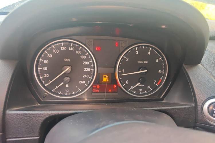 Used BMW X1 2013 sDrive18i Fashion Model Instrument Cluster
