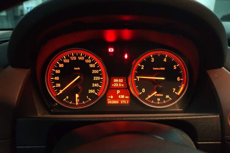 Used BMW X1 2013 xDrive20i X Design Package Instrument Cluster