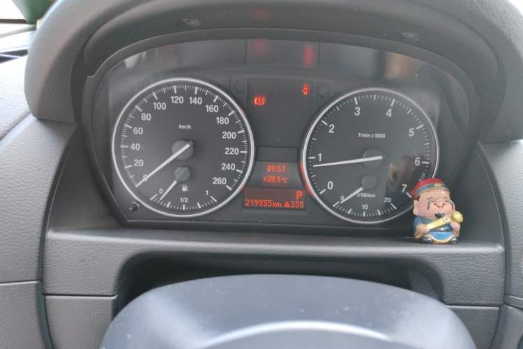 Used BMW X1 2013 sDrive18i Fashion Model Instrument Cluster