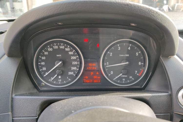 Used BMW X1 2013 sDrive18i Sport Design Package Instrument Cluster