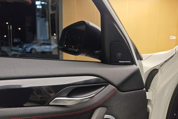 Used BMW X1 2013 sDrive18i Sport Design Package Interior 1