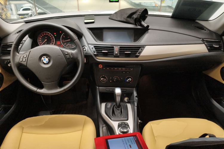 Used BMW X1 2013 sDrive18i Fashion Model Interior 2