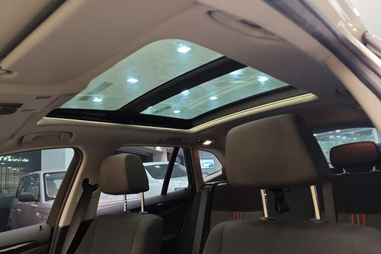 Used BMW X1 2013 sDrive18i Sport Design Package Interior 3