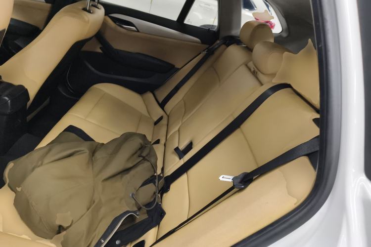 Used BMW X1 2013 sDrive18i Fashion Model Interior 4