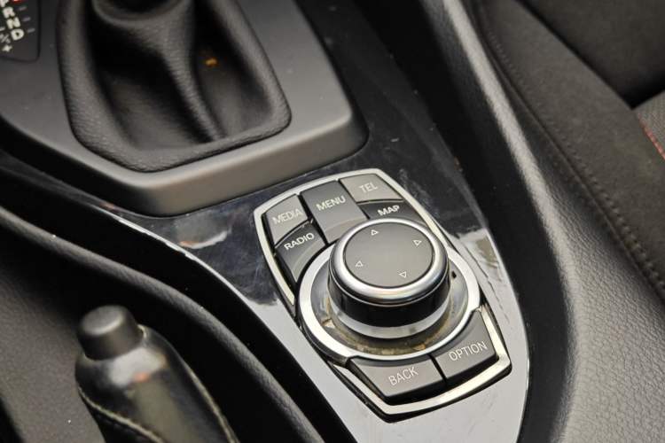Used BMW X1 2013 sDrive18i Sport Design Package Interior 7
