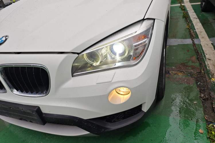 Used BMW X1 2013 sDrive18i Leading Model Left Front Headlight