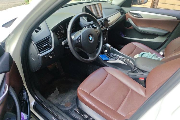 Used BMW X1 2013 sDrive18i Fashion Model Left Front Seat