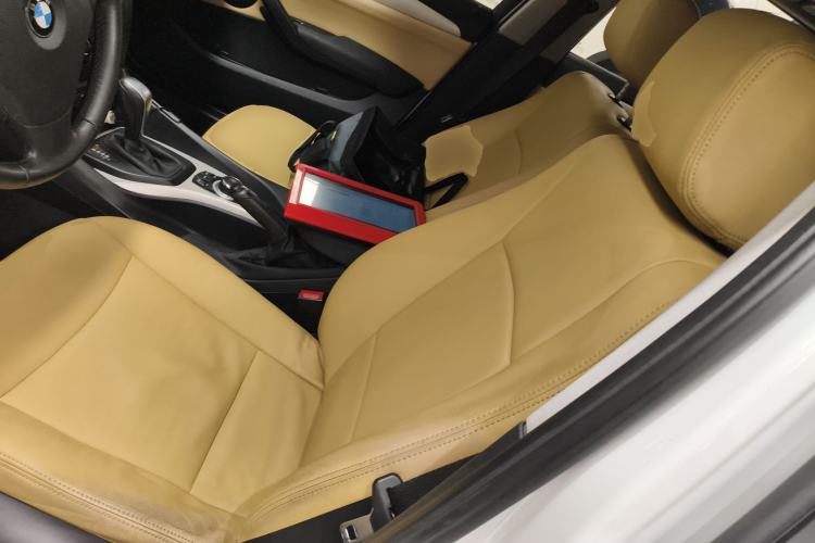 Used BMW X1 2013 sDrive18i Fashion Model Left Front Seat