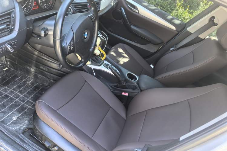 Used BMW X1 2013 sDrive18i Fashion Model Left Front Seat