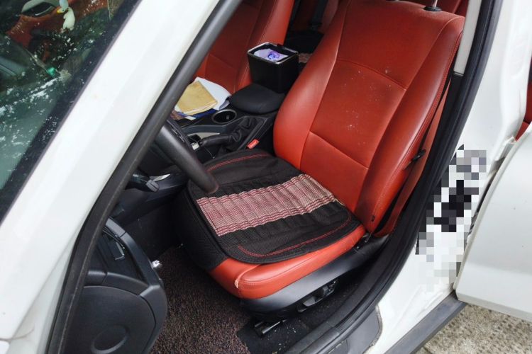 Used BMW X1 2013 sDrive18i Fashion Model Left Front Seat