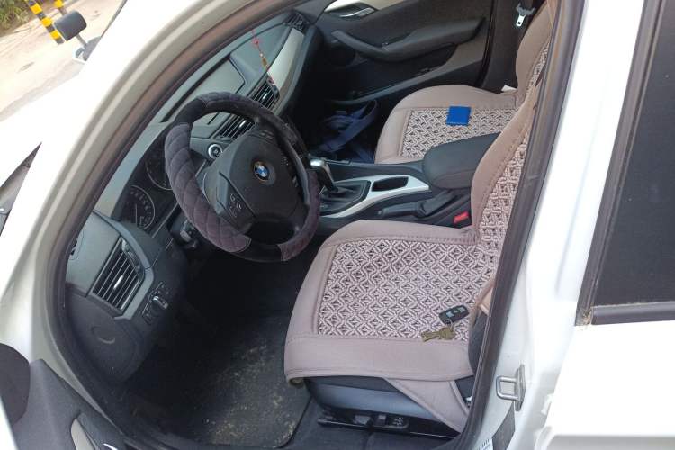 Used BMW X1 2013 sDrive18i Fashion Model Left Front Seat