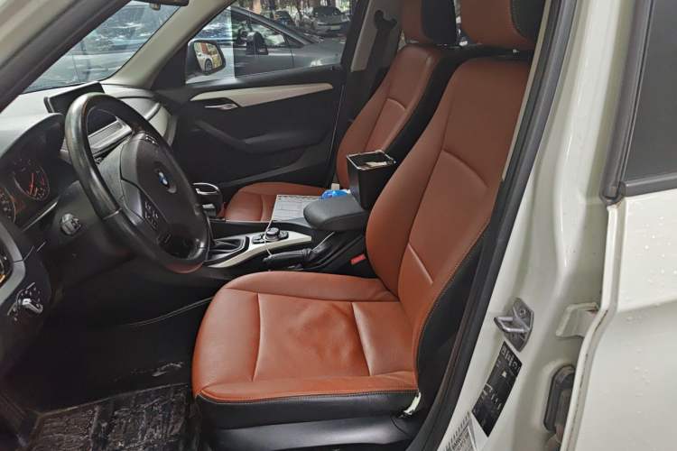 Used BMW X1 2013 sDrive18i Fashion Model Left Front Seat