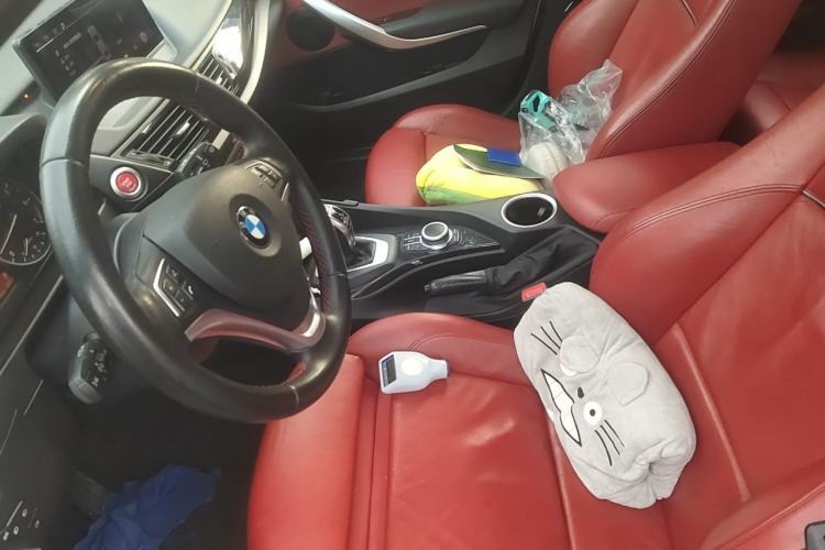 Used BMW X1 2013 sDrive20i Sports Design Package Left Front Seat