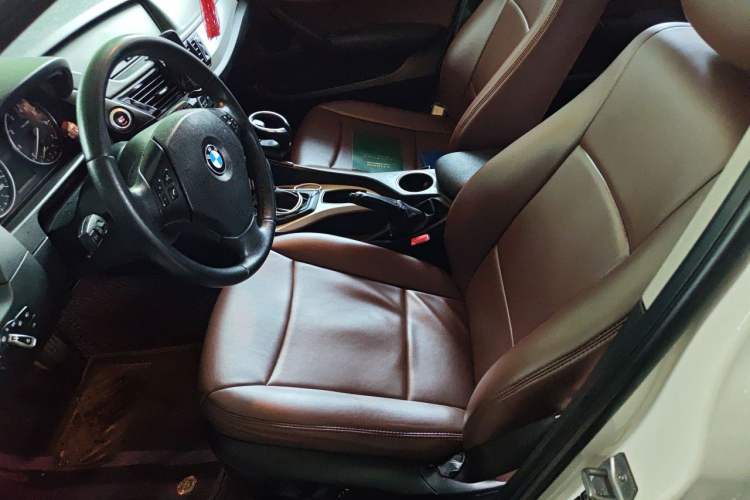 Used BMW X1 2013 sDrive18i Fashion Model Left Front Seat