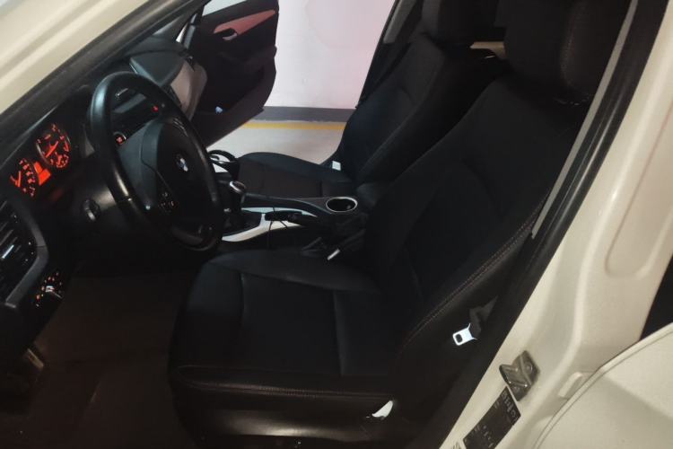 Used BMW X1 2013 sDrive18i manual model Left Front Seat