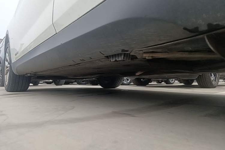 Used BMW X1 2013 sDrive18i Leading Model Left Side Sill