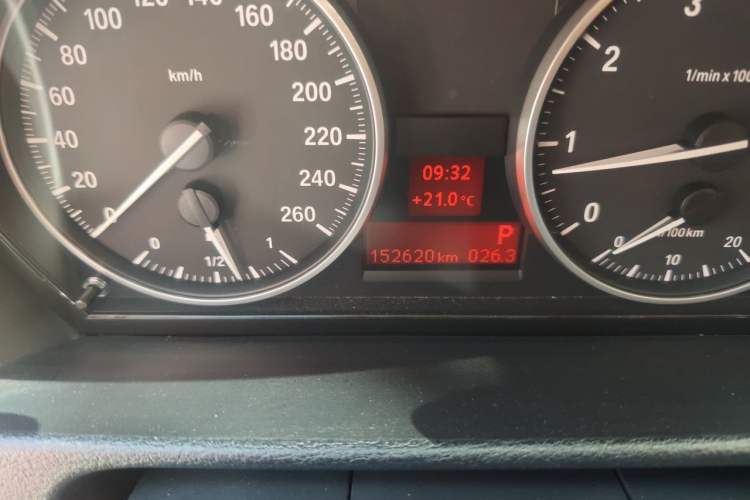 Used BMW X1  Odometer Close Up