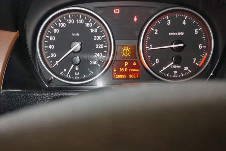 Used BMW X1 2013 xDrive20i X Design Package Odometer Close Up