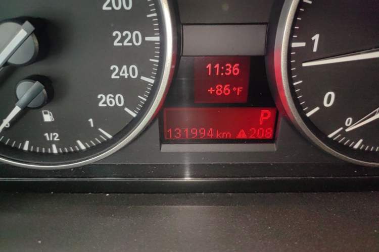 Used BMW X1 2013 sDrive18i Fashion Model Odometer Close Up