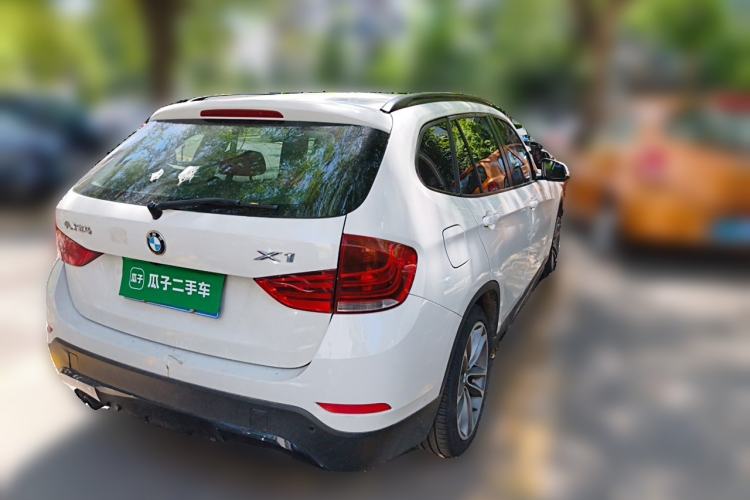 Used BMW X1 2013 sDrive20i Sports Design Package Rear Right 45 Deg