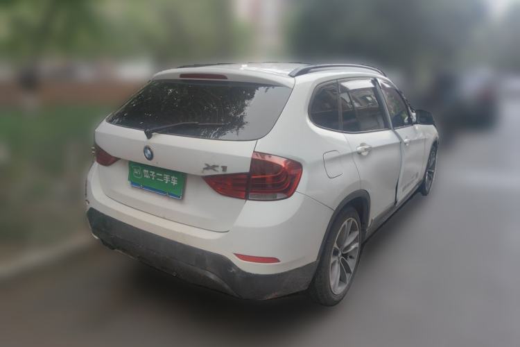 Used BMW X1 2013 sDrive20i Sports Design Package Rear Right 45 Deg