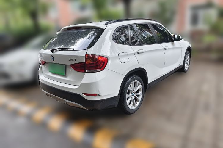 Used BMW X1 2013 sDrive18i Fashion Model Rear Right 45 Deg
