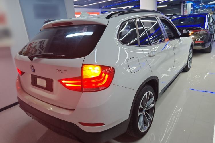 Used BMW X1 2013 sDrive18i Sport Design Package Rear Right 45 Deg