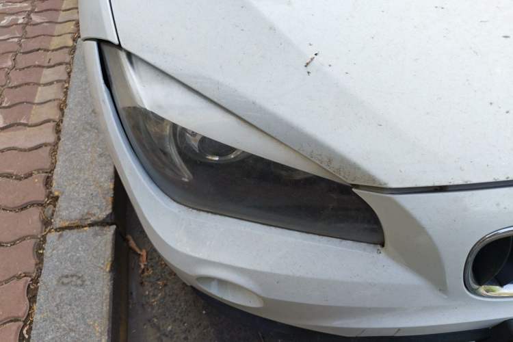 Used BMW X1 2013 sDrive18i Fashion Model Right Front Headlight