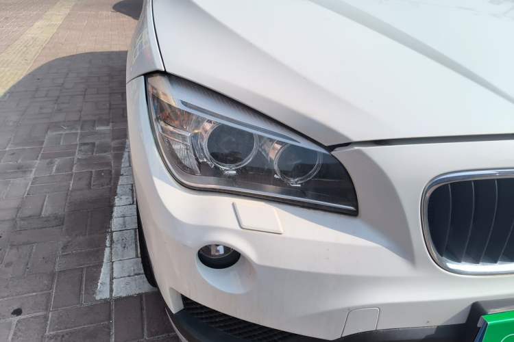 Used BMW X1 2013 sDrive18i Leading Model Right Front Headlight