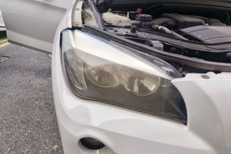 Used BMW X1 2013 sDrive18i Fashion Model Right Front Headlight