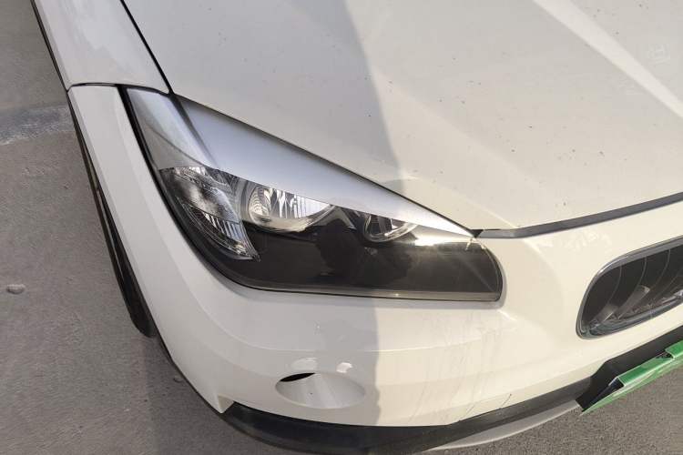 Used BMW X1 2013 sDrive18i Fashion Model Right Front Headlight