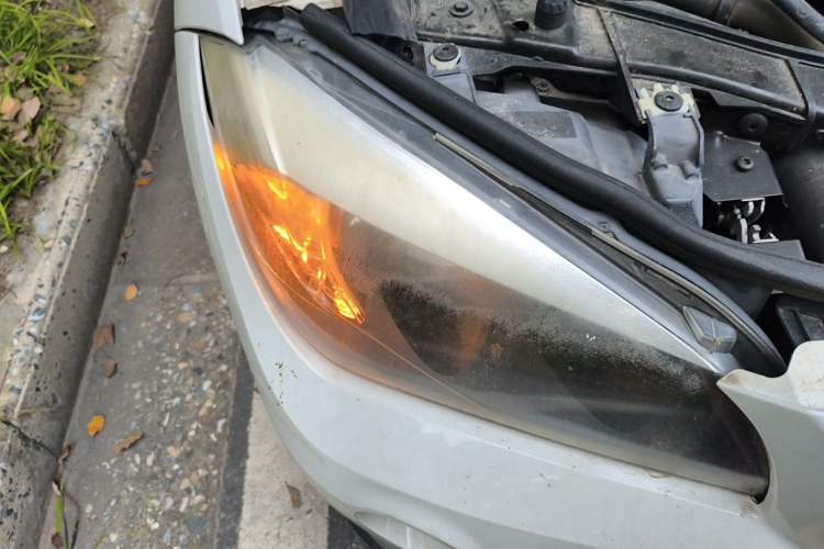 Used BMW X1 2013 sDrive18i Fashion Model Right Front Headlight