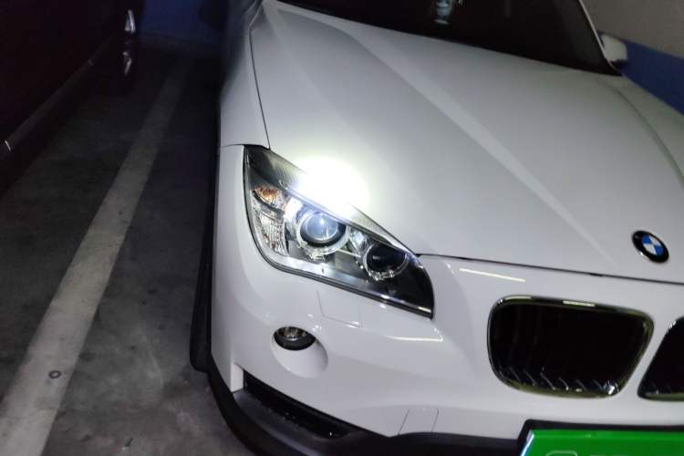 Used BMW X1 2013 sDrive18i Sport Design Package Right Front Headlight