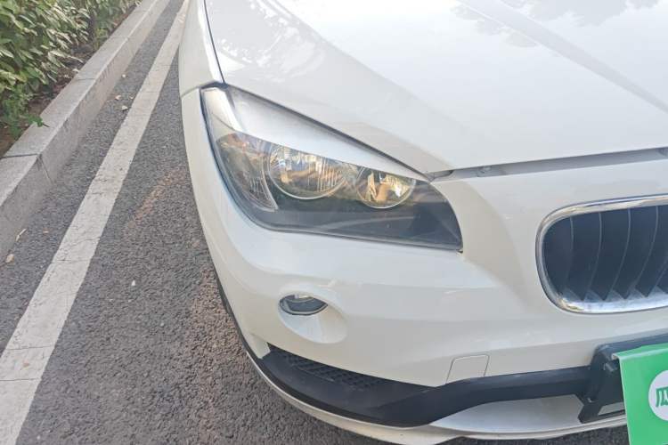 Used BMW X1 2013 sDrive18i Fashion Model Right Front Headlight