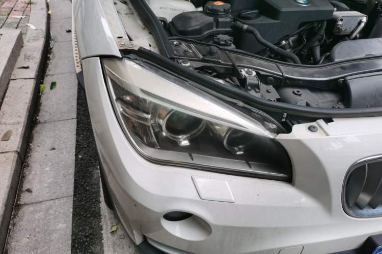 Used BMW X1 2013 xDrive20i X Design Package Right Front Headlight