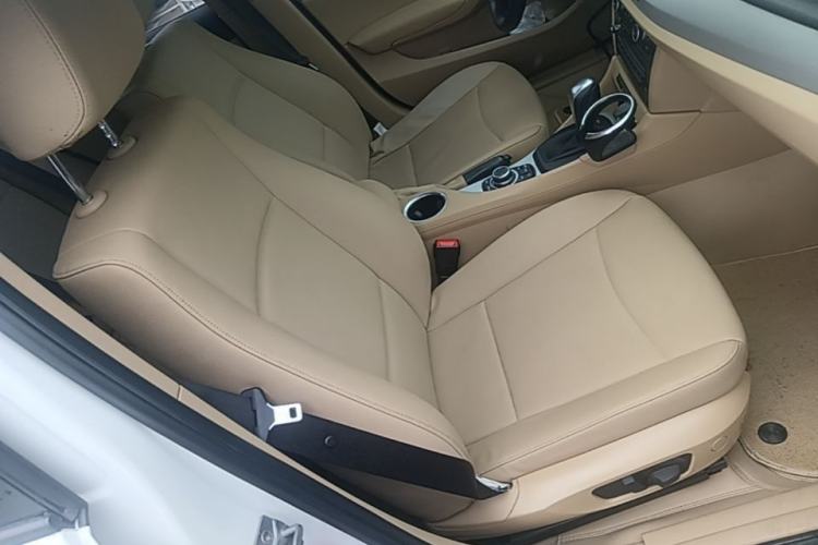 Used BMW X1 2013 sDrive18i Leading Model Right Front Seat