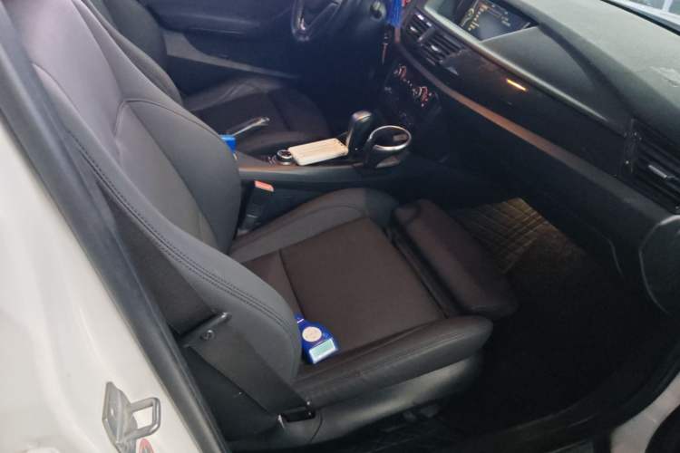 Used BMW X1 2013 sDrive18i Sport Design Package Right Front Seat