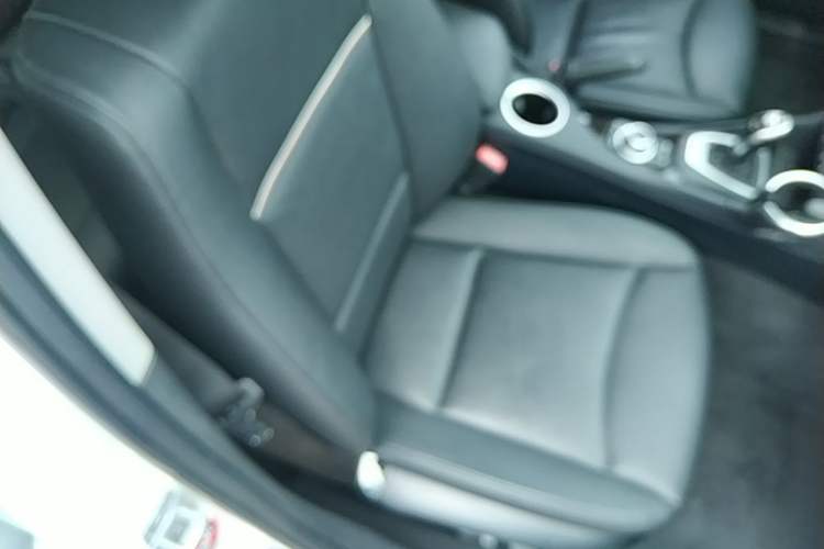 Used BMW X1 2013 xDrive20i X Design Package Right Front Seat