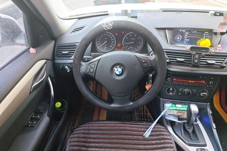 Used BMW X1 2013 sDrive18i Fashion Model Steering Wheel