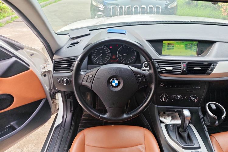 Used BMW X1 2013 sDrive18i Fashion Model Steering Wheel