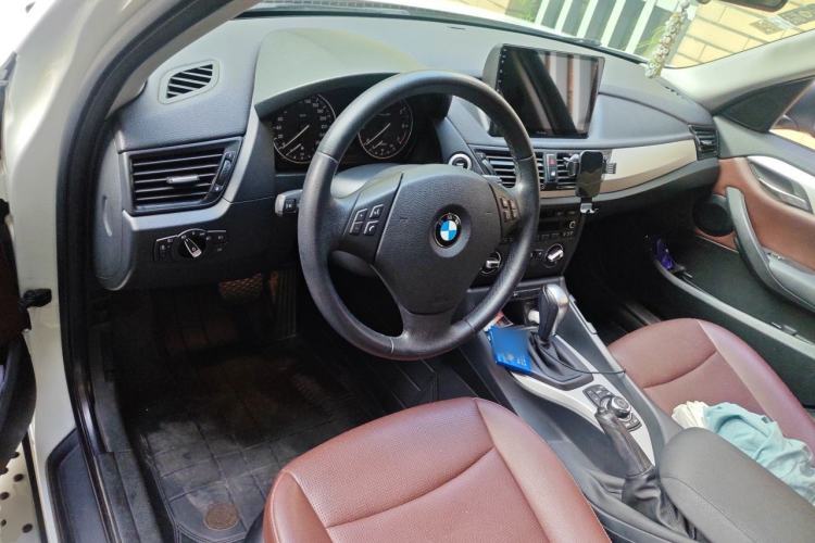 Used BMW X1 2013 sDrive18i Fashion Model Steering Wheel