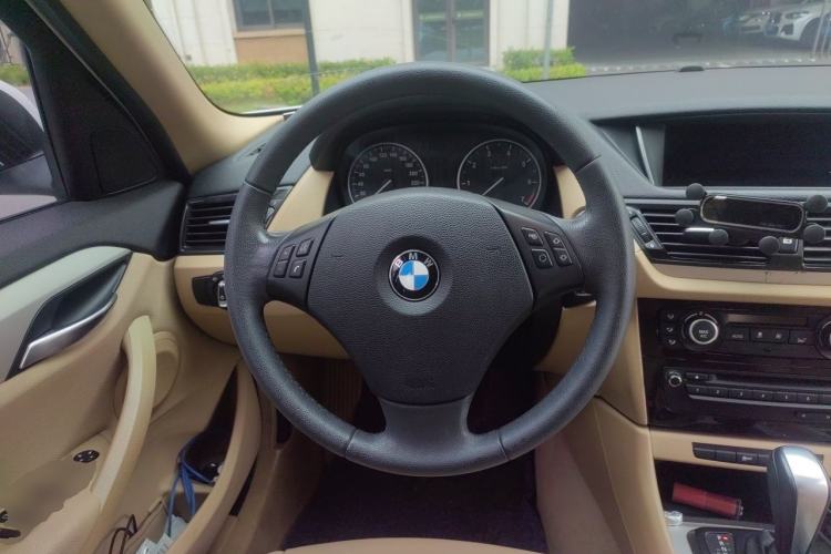 Used BMW X1 2013 sDrive18i Leading Model Steering Wheel