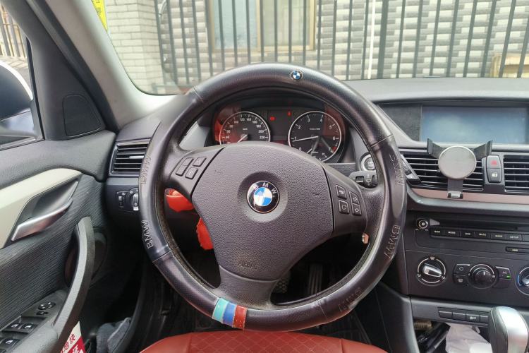 Used BMW X1 2013 sDrive18i Fashion Model Steering Wheel