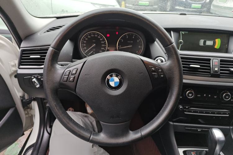 Used BMW X1 2013 sDrive18i Leading Model Steering Wheel