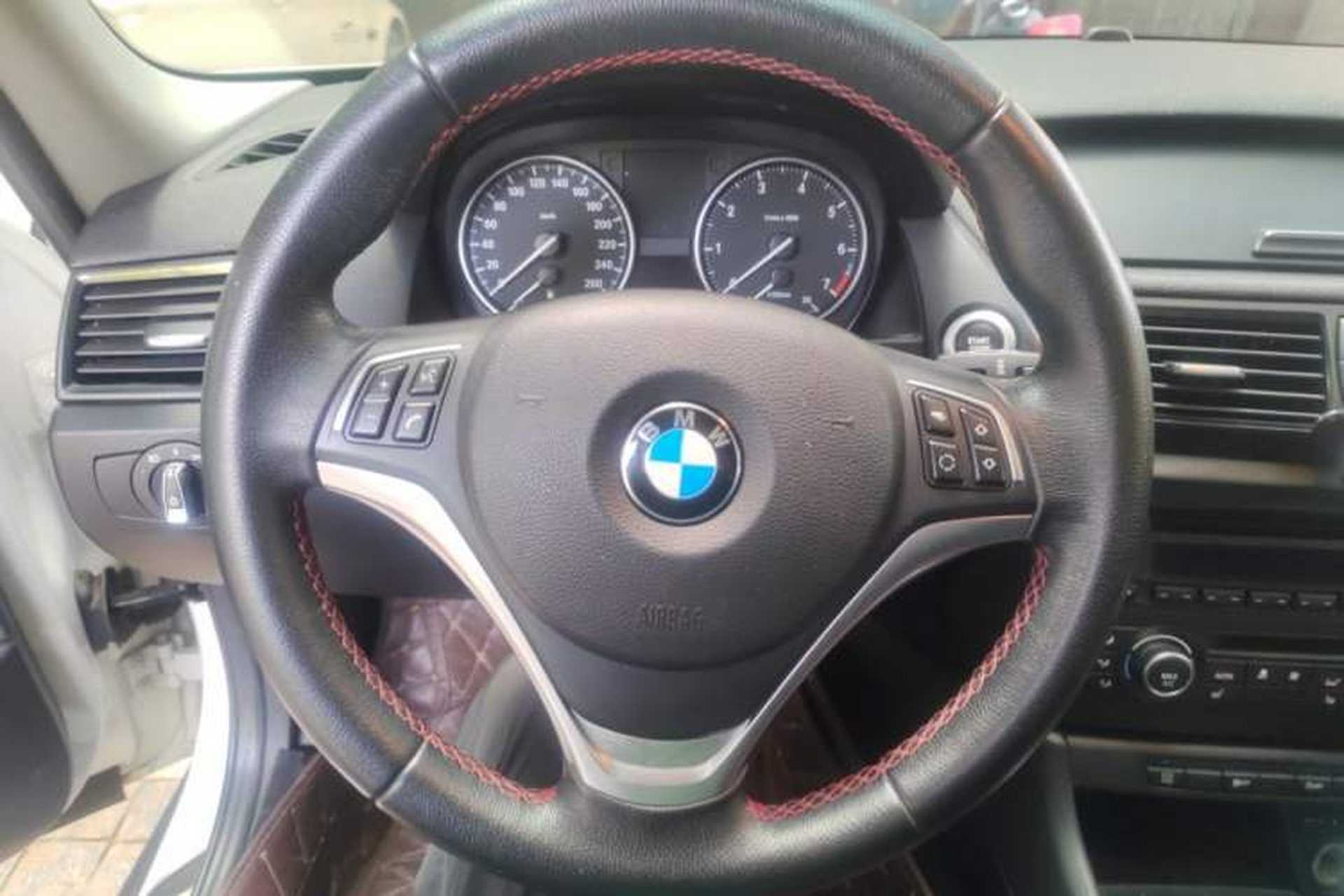 Used BMW X1 2013 sDrive20i Sports Design Package Steering Wheel