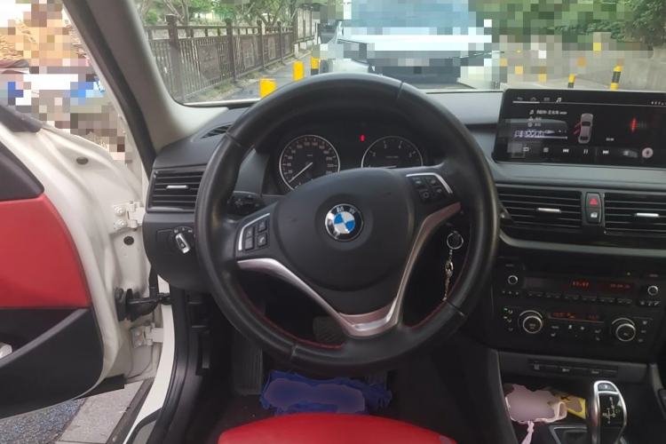 Used BMW X1 2013 sDrive20i Sports Design Package Steering Wheel