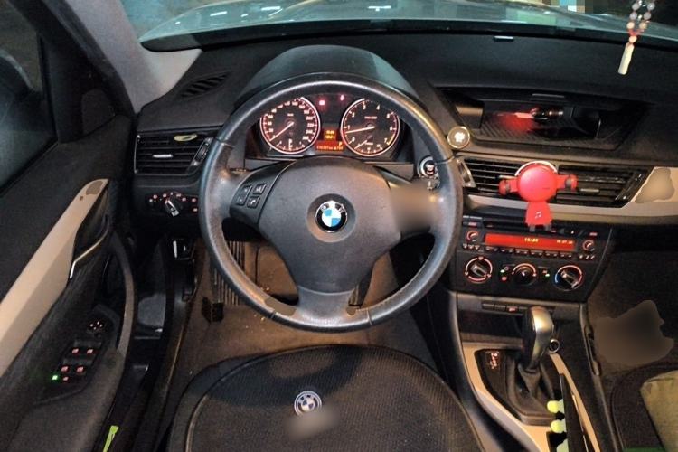 Used BMW X1 2013 sDrive18i Fashion Model Steering Wheel