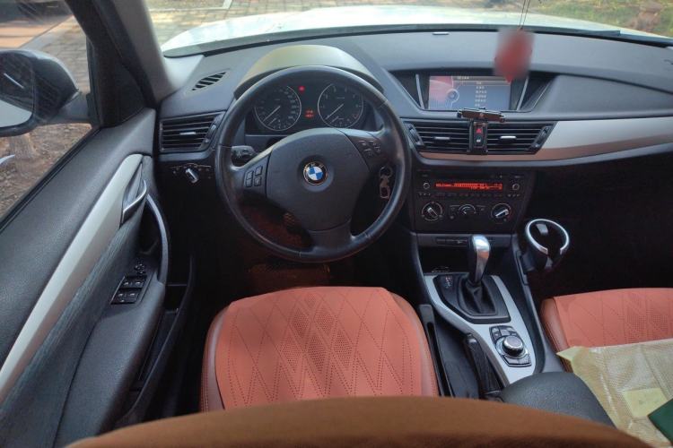 Used BMW X1 2013 sDrive18i Fashion Model Steering Wheel
